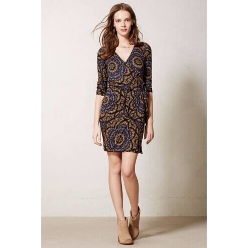 Vanessa Virginia Anthropologie Dress Sz‎ M Gold Black Printed Lena Wrap Stretch